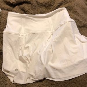size 10 white lululemon athletic skirt
